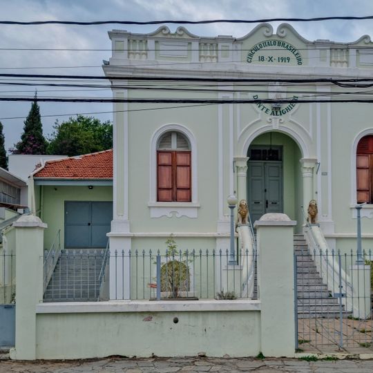 Building at Rua Floriano Peixoto, 1386