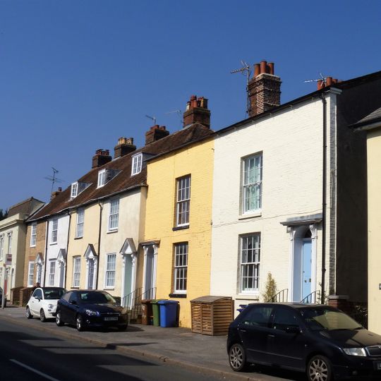 50-60, Ospringe Street