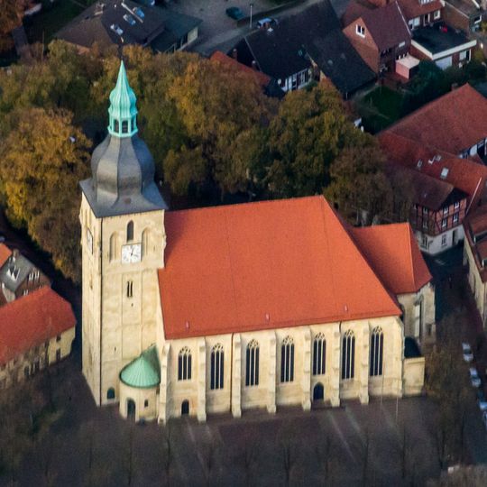 Pfarr- und Stiftskirche St. Martinus