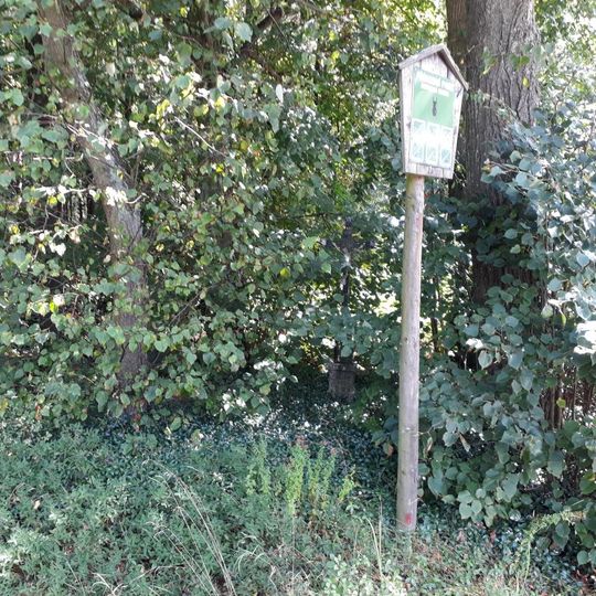 Kříž východně od Sudoměřic u Bechyně