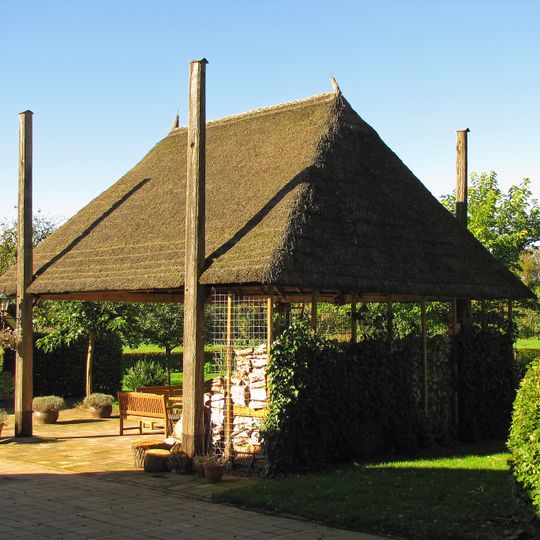 Den Aalhorst: Boerderijcomplex De Hof: kapberg