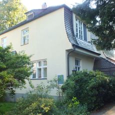 Hermann-Stockmann-Straße 18