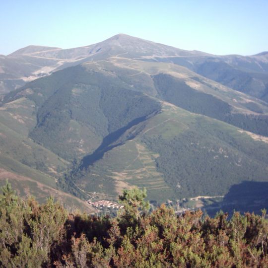 Demanda mountain range