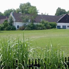 Ehem. Wirtschaftshof von Schloss Zwerbach