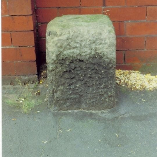 Milestone, Blackpool Road, Ansdell; by No. 9