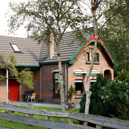 Tripgemaal, machinistenwoning in chaletstijl