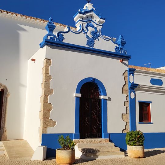 Morabito anexo à sacristia da igreja matriz de Alvor