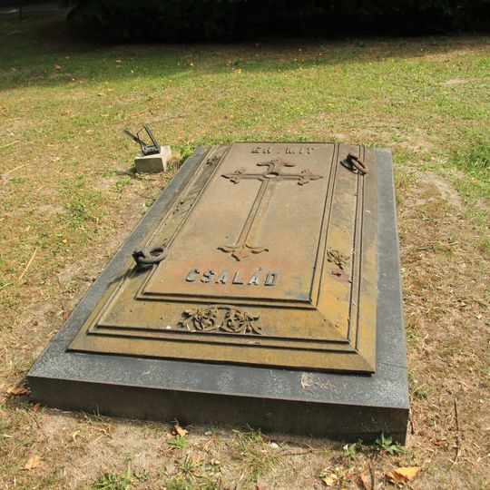 Ondrejský cintorín, náhrobok