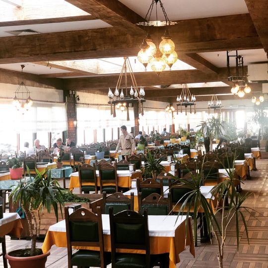 Kanatçı Muhtar’ın Köyü Muhtar Halis Restaurant