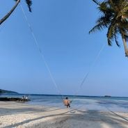 Pantai Bobby