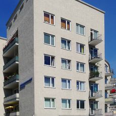 Wohnanlage & Bürogebäude & Läden Otto-Suhr-Allee 110 & 112 Wintersteinstraße 1 & 3