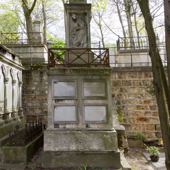 Grave of Desmarest