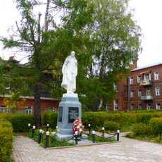 Скульптура воина-победителя в Великой Отечественной войне 1941-1945 гг. (Кинешма)