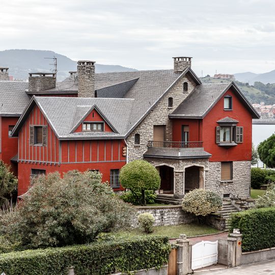 Casa Cervantes S/N Esq. Zugazarte Etorbidea