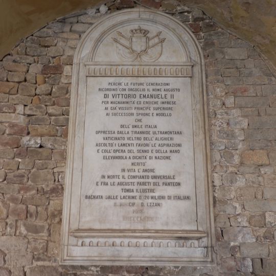 Targa a Vittorio Emanuele II