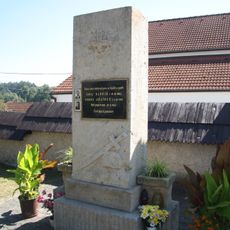 Památník obětem 2. sv. války v Borech