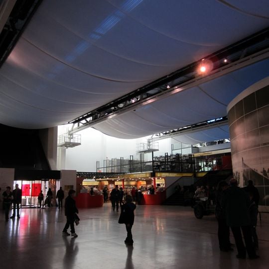 Mémorial de Caen building