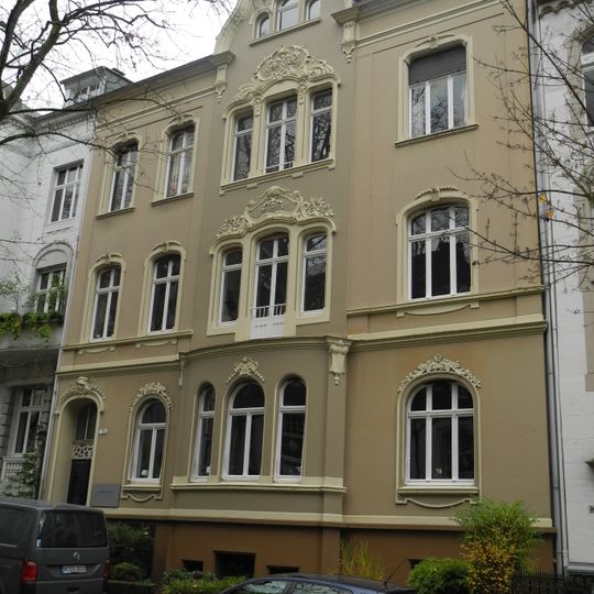 Mozartstraße 48