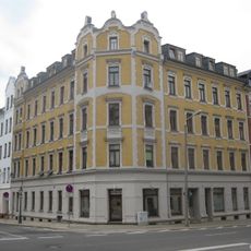 Mietshaus in geschlossener Bebauung in Ecklage Hainstraße 87