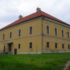 Uzovská Panica Manor house