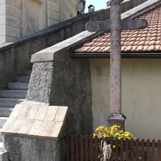 Kříž pod kostelem svatého Palmácia