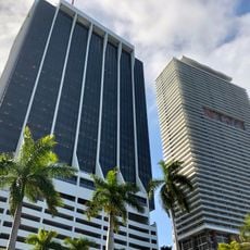 One Biscayne Tower