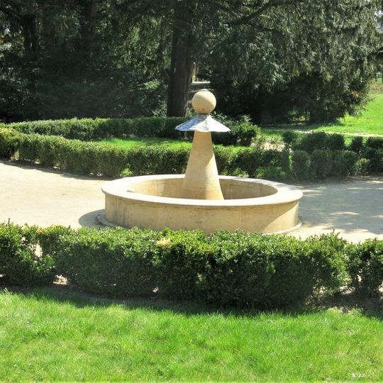 Kašna v Zámeckém parku ve Šluknově