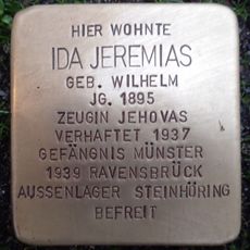 Stolperstein en memoria de Ida Jeremias