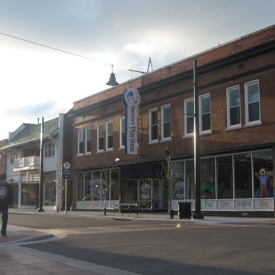 Broadway-Middle Commercial Historic District