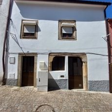Casa Manuelina na Rua do Penedo