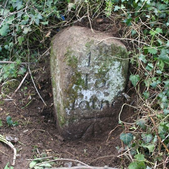 Milestone Approximately 680 Metres East Of Yealm Bridge