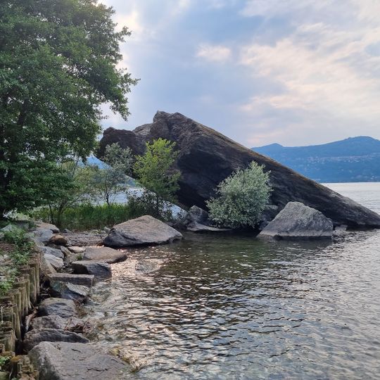 Spiaggia del Sasso Cavallazzo