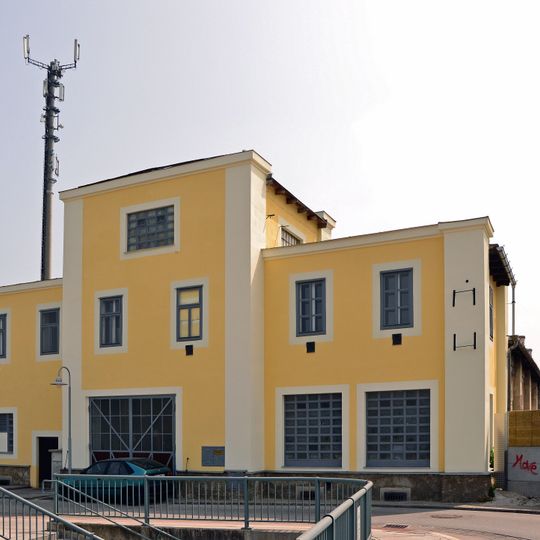 Werkstätten- und Wagenhalle des Bahnhofs Groß-Schwechat