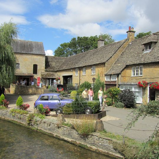 Bourton-on-the-Water