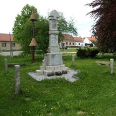 Pomník padlým v Nevcehli