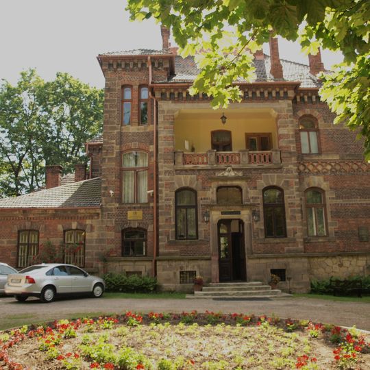 Manor house in Grodkowice