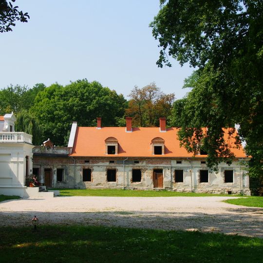 Manor complex in Sichów Duży