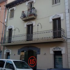 Habitatge al carrer Montsalvatge, 32