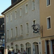 Wohn- und Geschäftshaus