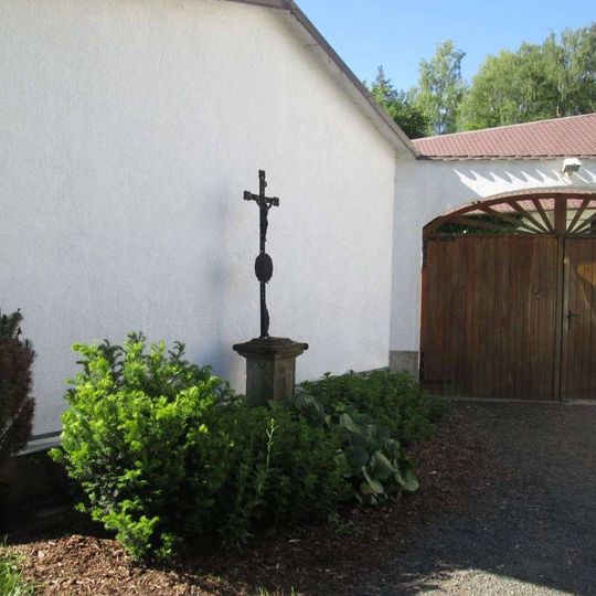 Kříž západně od Blažimi u Dolského potoka