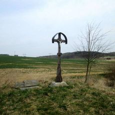 Kříž východně od Myslíva u Myslívského potoka