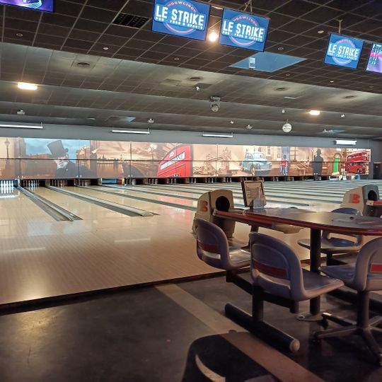 Le Strike Bowling