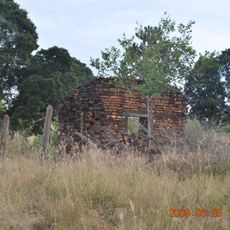 Cotswold Cottage, Maroon