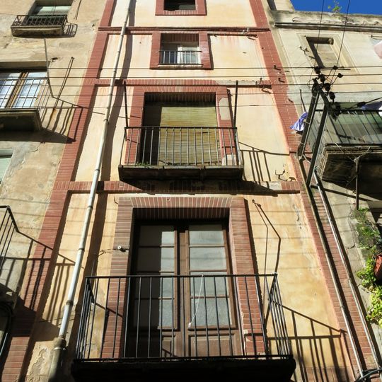 House in carrer de Santa Anna, 25