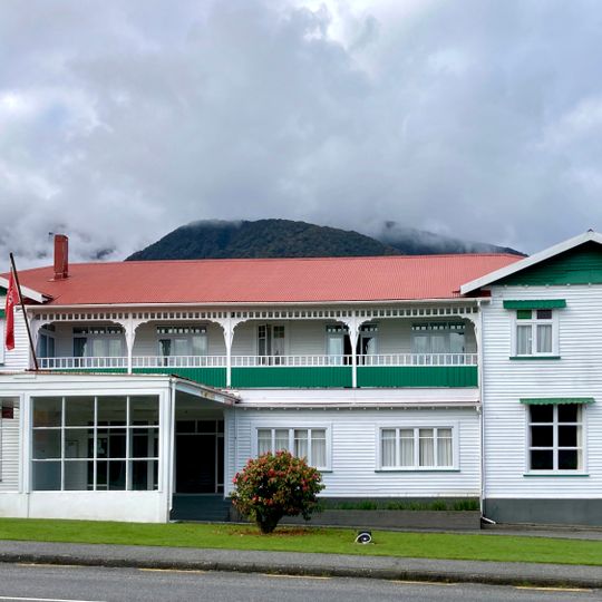 Fox Glacier Hotel