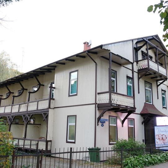 Курзал курорта Раушен: гостевой корпус № 1