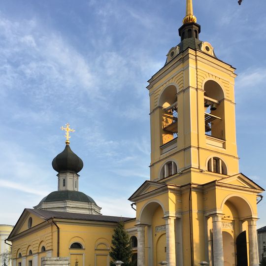 Церковь Успения в Казачьей слободе с колокольней