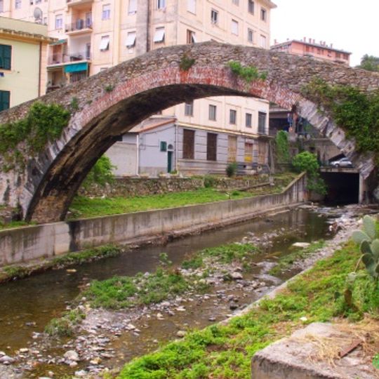 Ponte sul torrente Nervi