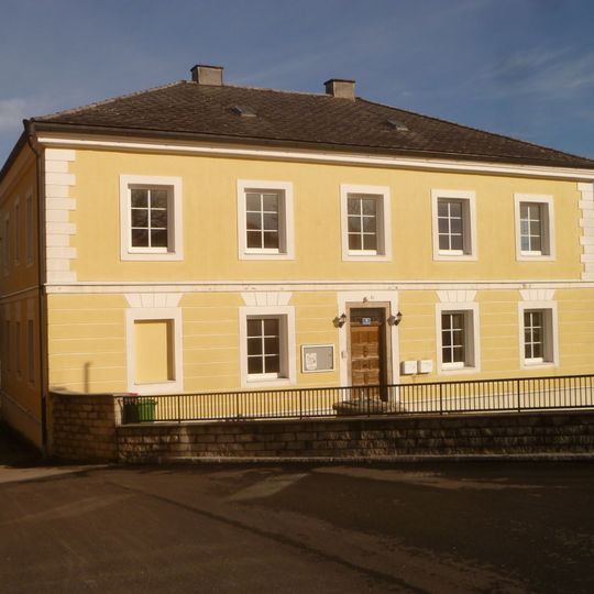 Pfarrhof, Kindergarten