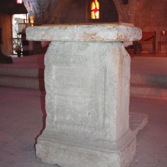 Altar galo-romano de Aigues-Mortes